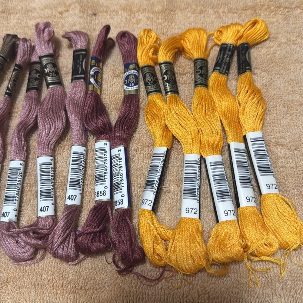 SET OF 20 DMC Assorted Embroidery Floss Set 8m/8.7 yd - Picture 5 of 9